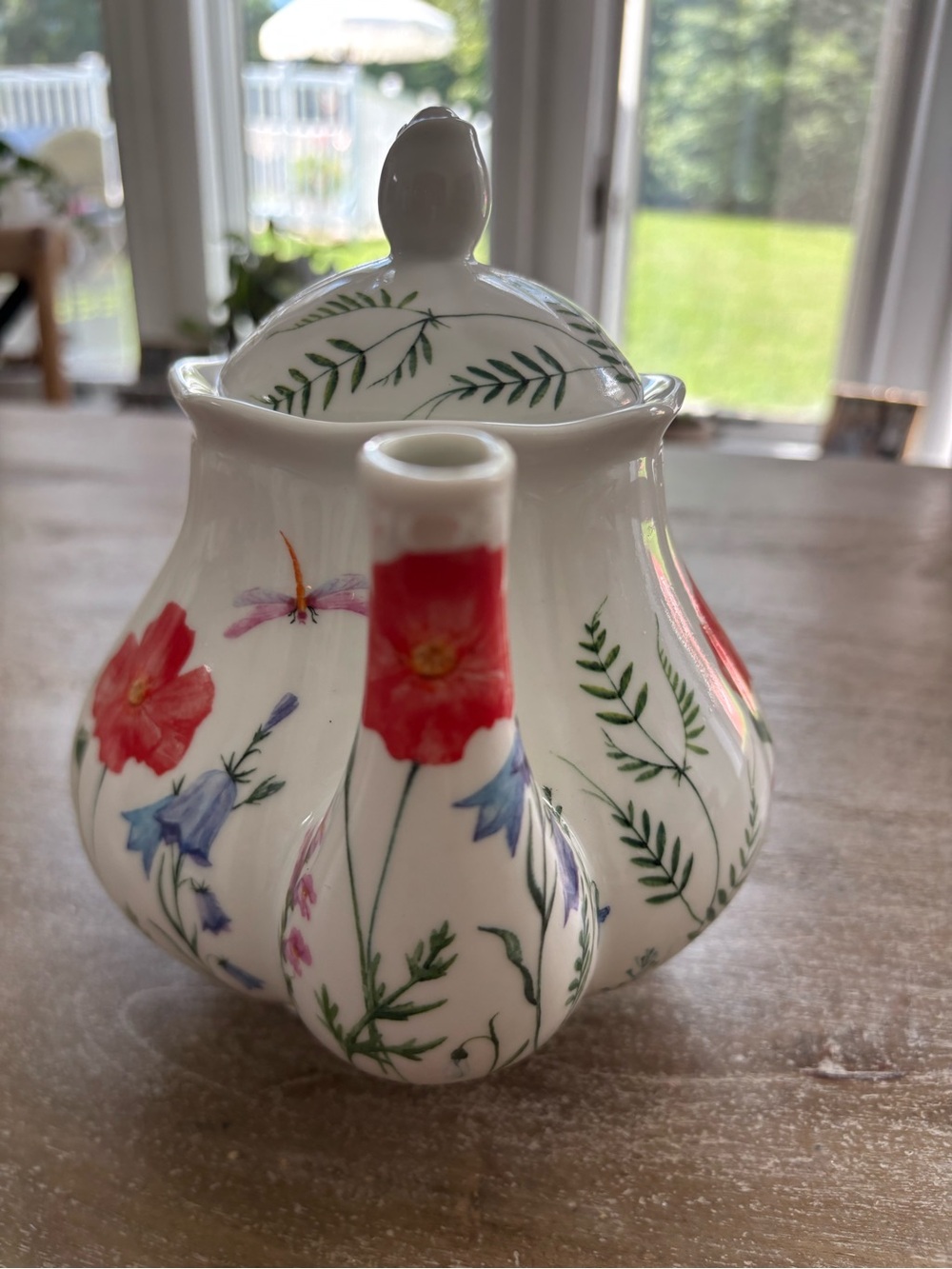 Floral Porcelain Teapot - Red & Green Botanical Design - Picture 2 of 4